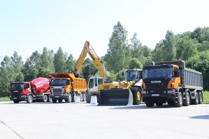 Впервые в России прошел тест-драйв новых самосвалов Scania