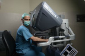 Впервые в Израиле: роботизированная операция по удалению опухоли головы