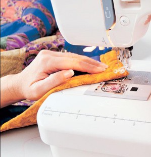 Швейная машинка: прихоть или необходимость?