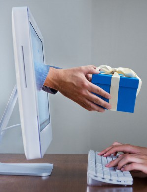 Интернет-магазин сувениров и подарков: каковы его преимущества?