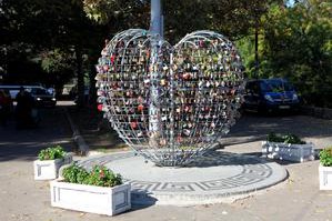 Одесская достопримечательность «Влюбленное Сердце» хранит более тысячи уникальных историй любви 