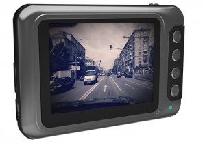Highscreen Black Box Full HD и HD-mini Plus: компактные регистраторы с видео без интерполяции