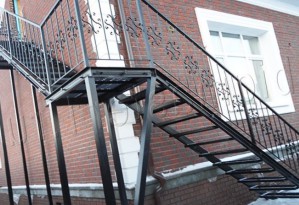 Металлические лестницы - превосходное дополнение любого интерьерного решения