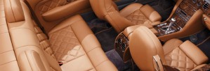 Перетяжка салона машины: когда лучше обновить обивку на сиденьях?