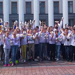 Компания «ТЕРРА ФУД» поддержала детский флешмоб в Международный день защиты детей
