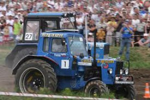 МТС выберет лучшего тракториста 2011 года
