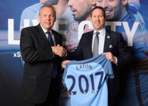 Eaton объявляет о начале долгосрочного партнерства с футбольным клубом «Манчестер Сити» в области энергосбережения