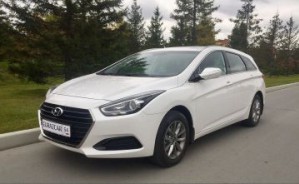 Автопарк компании «Евразкар» пополнился новым авто – Hyundai i40