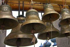 В день Покрова Божией Матери в строящемся храме освятили колокола 
