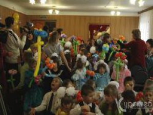 Праздник для детей интерната Курской области в РФ организовал All  biz совместно с местными властями 