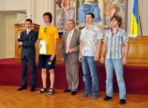 Команда Одесского Национального университета имени Мечникова заняла 4-е место среди ВУЗов в полуфинале Чемпионата мира по спортивному программированию